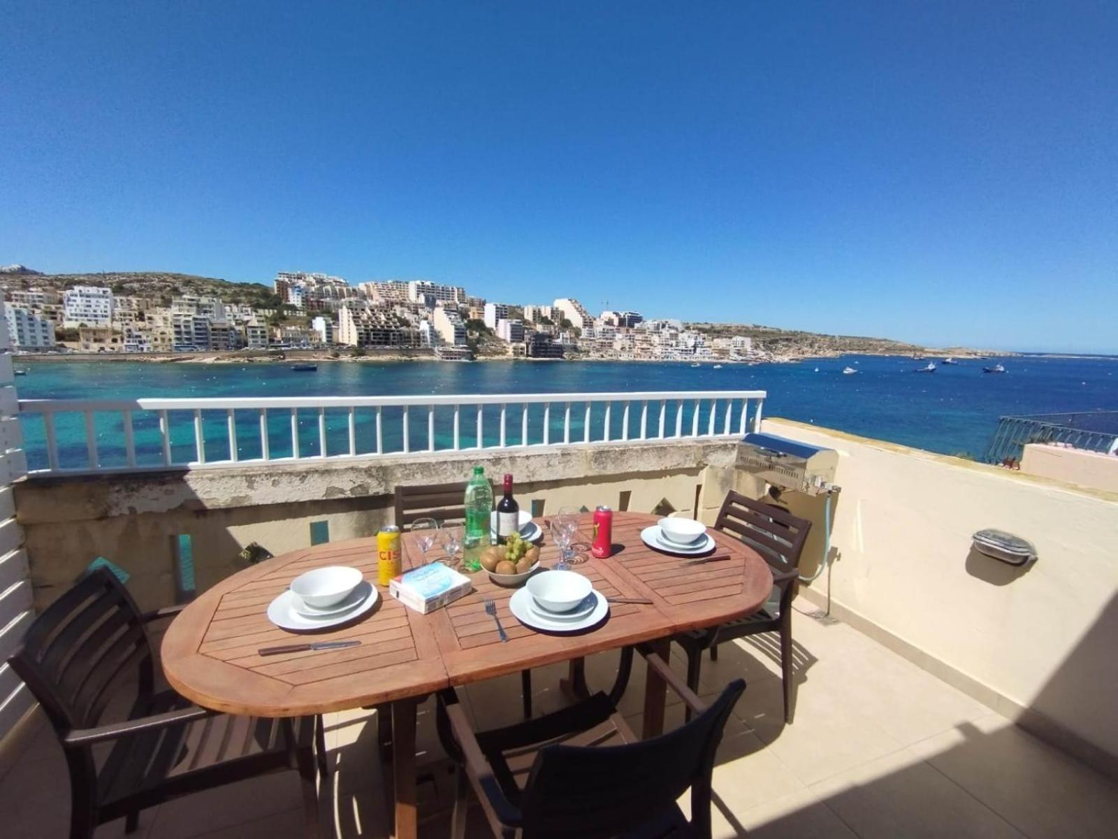 Apartmán Blue Harbour Seafront Penthouse With Large Terrace With Panoramic Sea Views - By Getawaysmalta St. Paul's Bay Exteriér fotografie