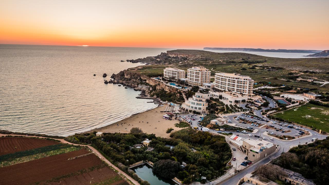 Apartmán Blue Harbour Seafront Penthouse With Large Terrace With Panoramic Sea Views - By Getawaysmalta St. Paul's Bay Exteriér fotografie