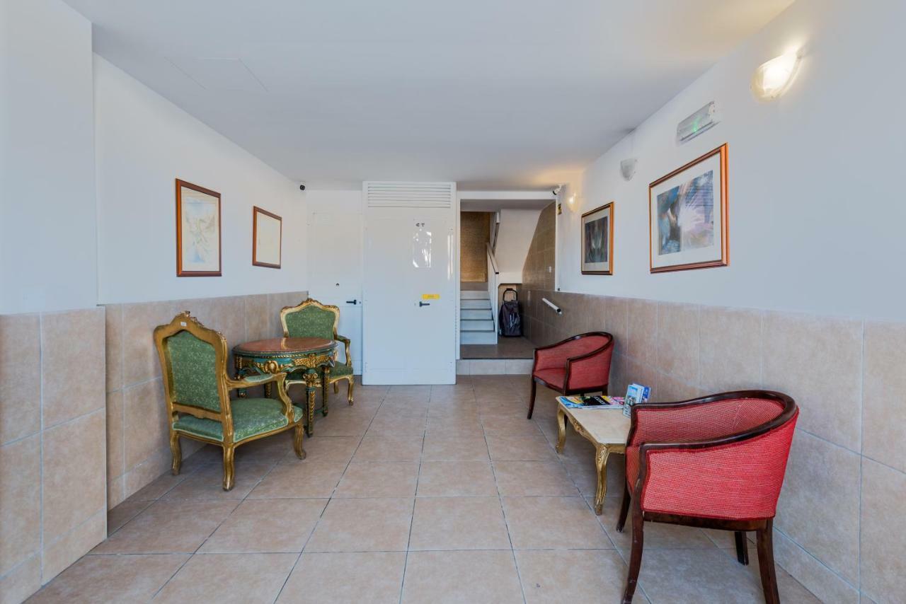 Apartmán Blue Harbour Seafront Penthouse With Large Terrace With Panoramic Sea Views - By Getawaysmalta St. Paul's Bay Exteriér fotografie